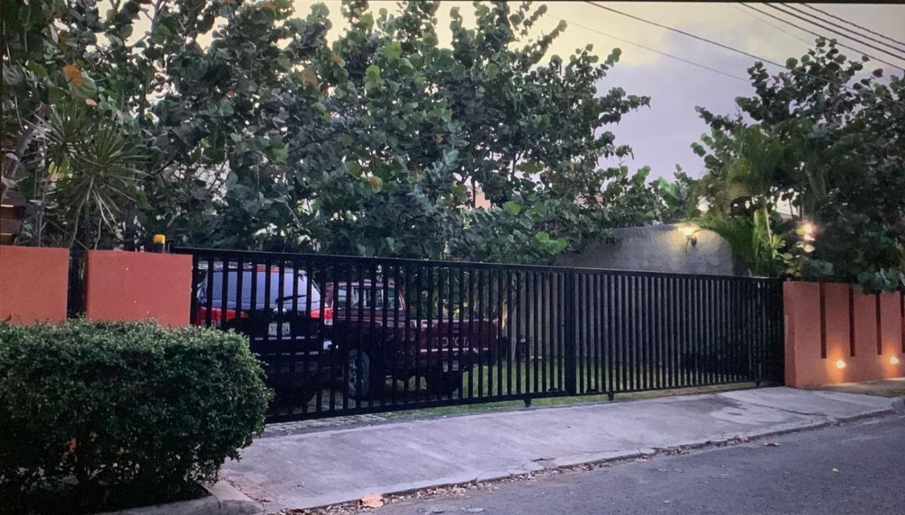 Manaya Bed & Breakfast プンタ・カナ エクステリア 写真